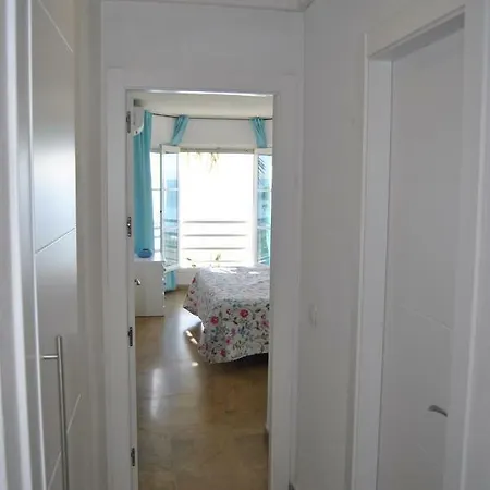 Frente Al Mar,primera Linea Apartamento